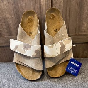 NWT! Birkenstock Kyoto Taupe Camo Slides